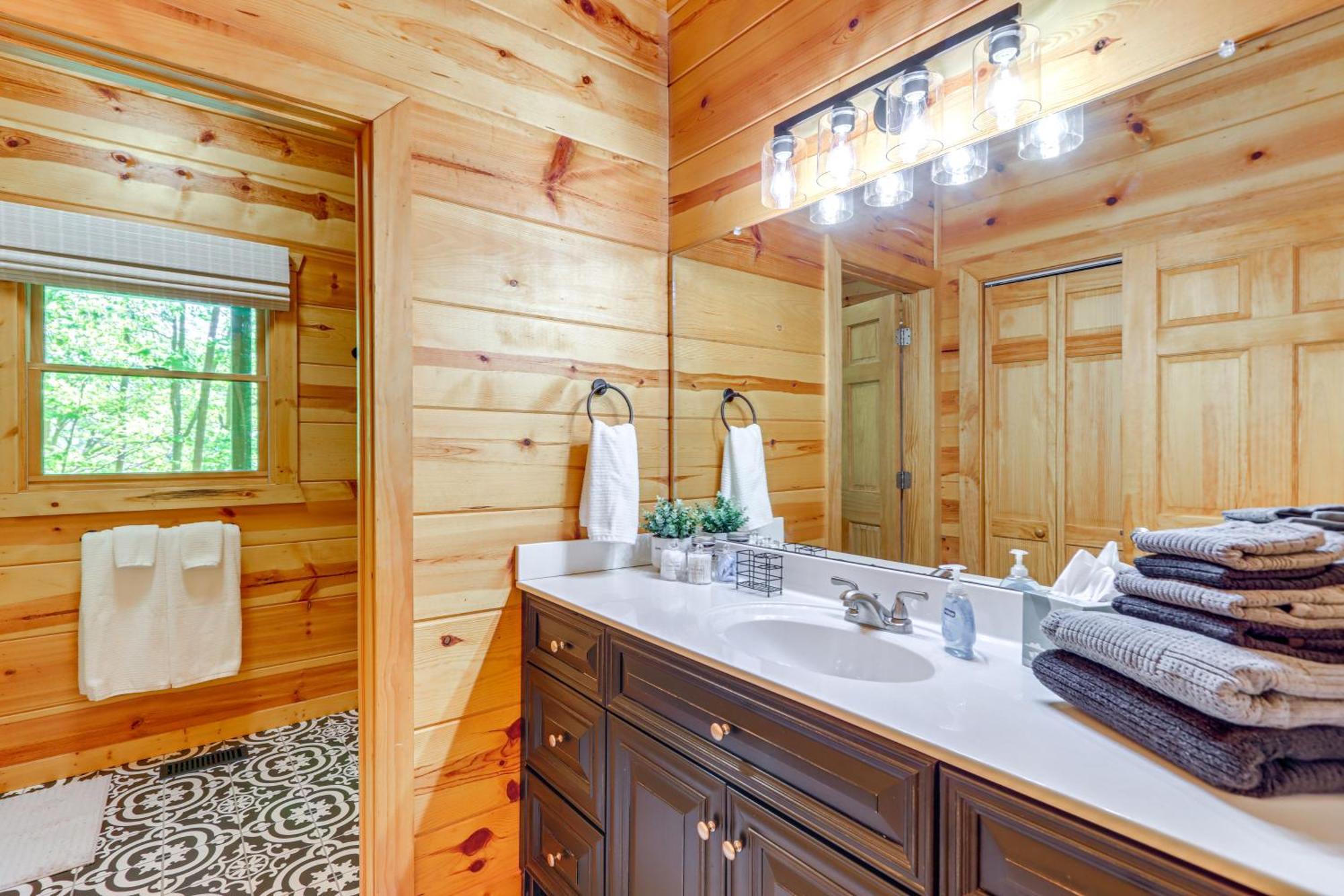 Lakeside Cabin Game Room, Dock, Orchard, Wineries Ellijay Exterior foto