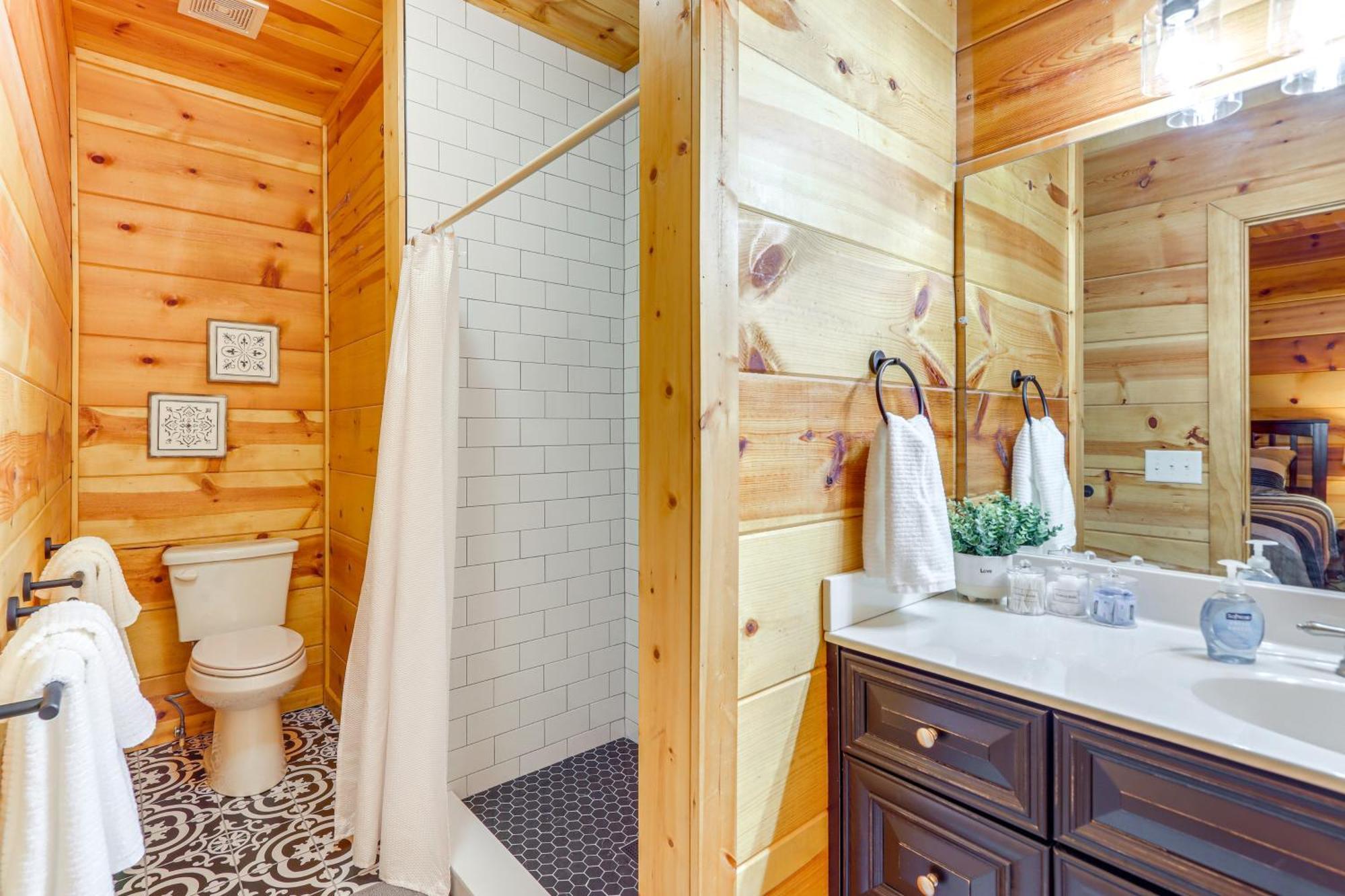 Lakeside Cabin Game Room, Dock, Orchard, Wineries Ellijay Exterior foto